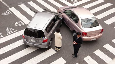 800px_japanese_car_accident.jpg